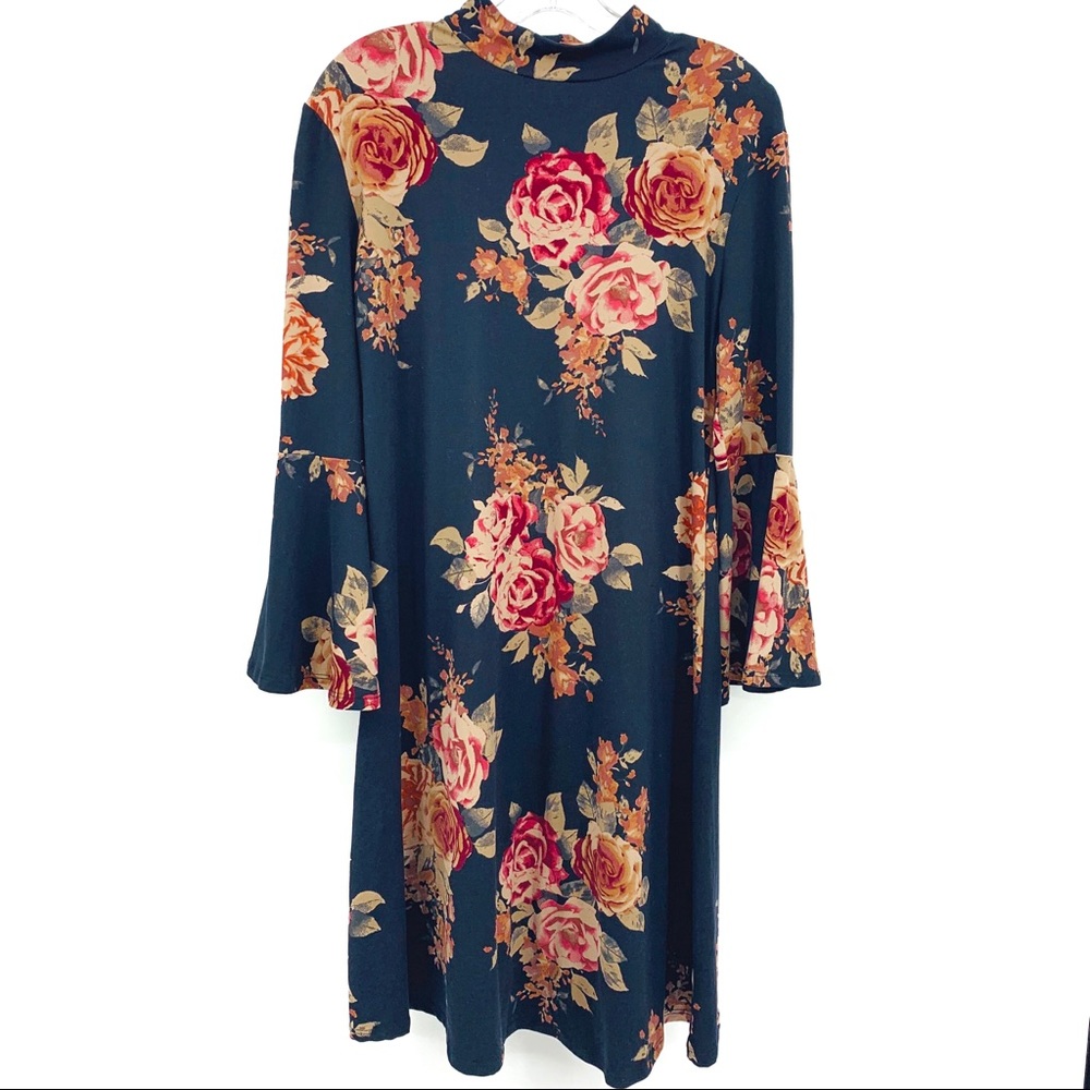 Floral Long Bell Sleeve Dress - Picture 5 of 8